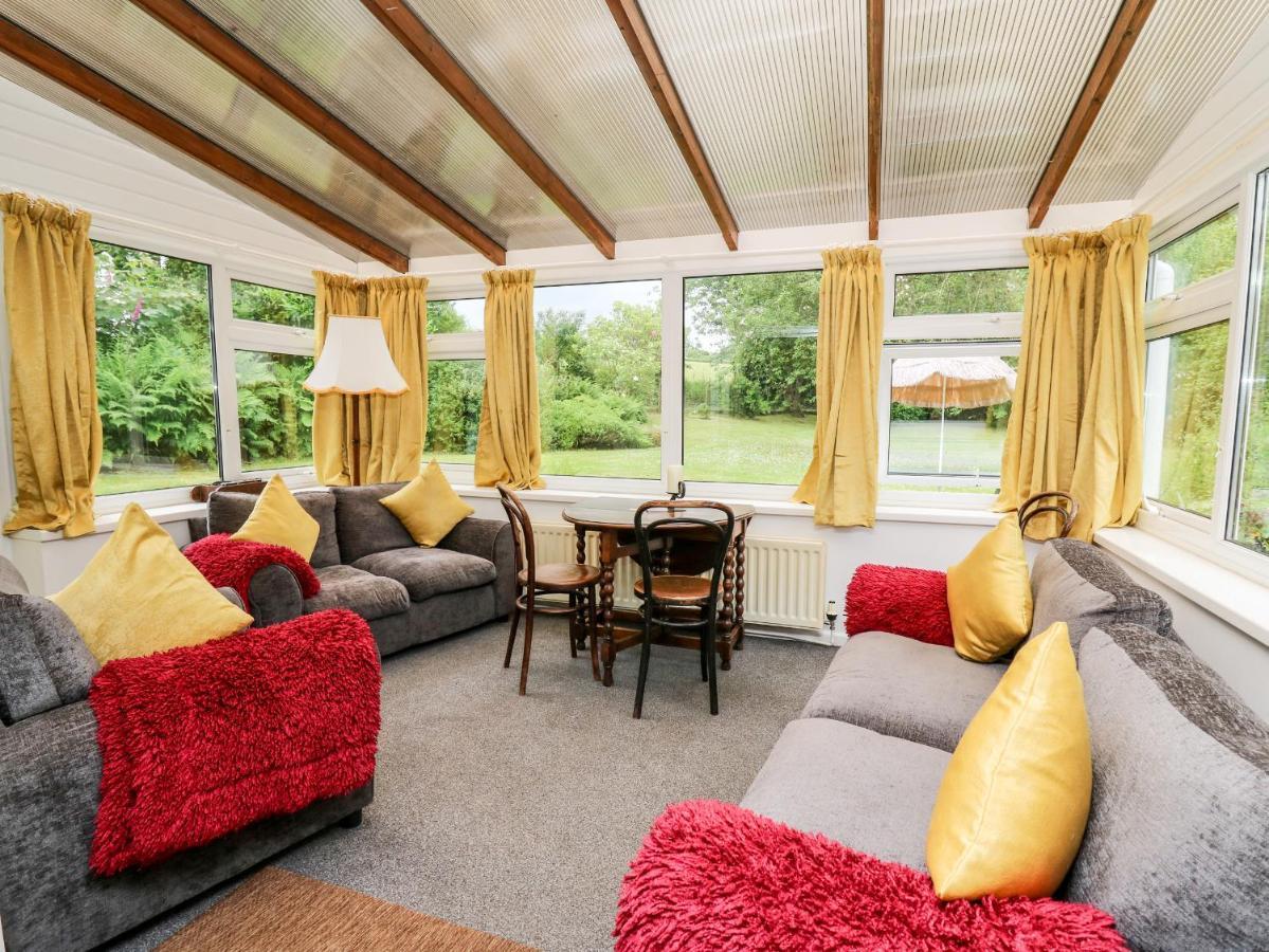 Maesgwyn Villa Cardigan Bagian luar foto